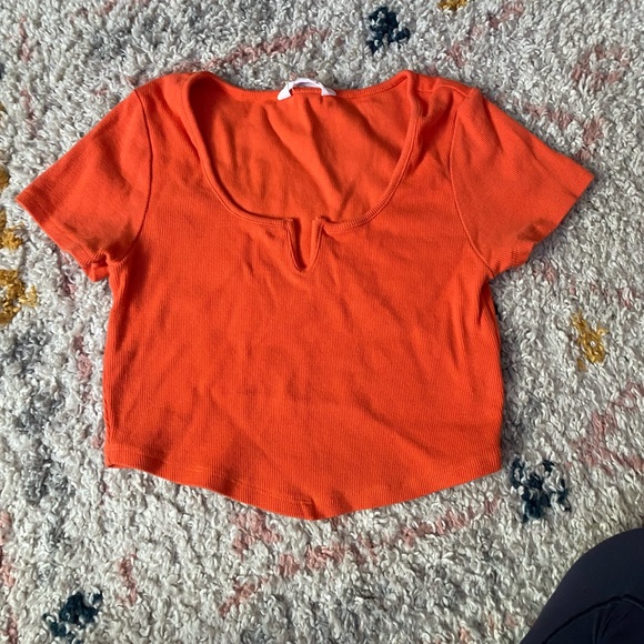 Glassons Croptop - Picture 1 of 3